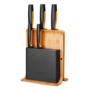 Fiskars 5 nažu komplekts bambusa blokā